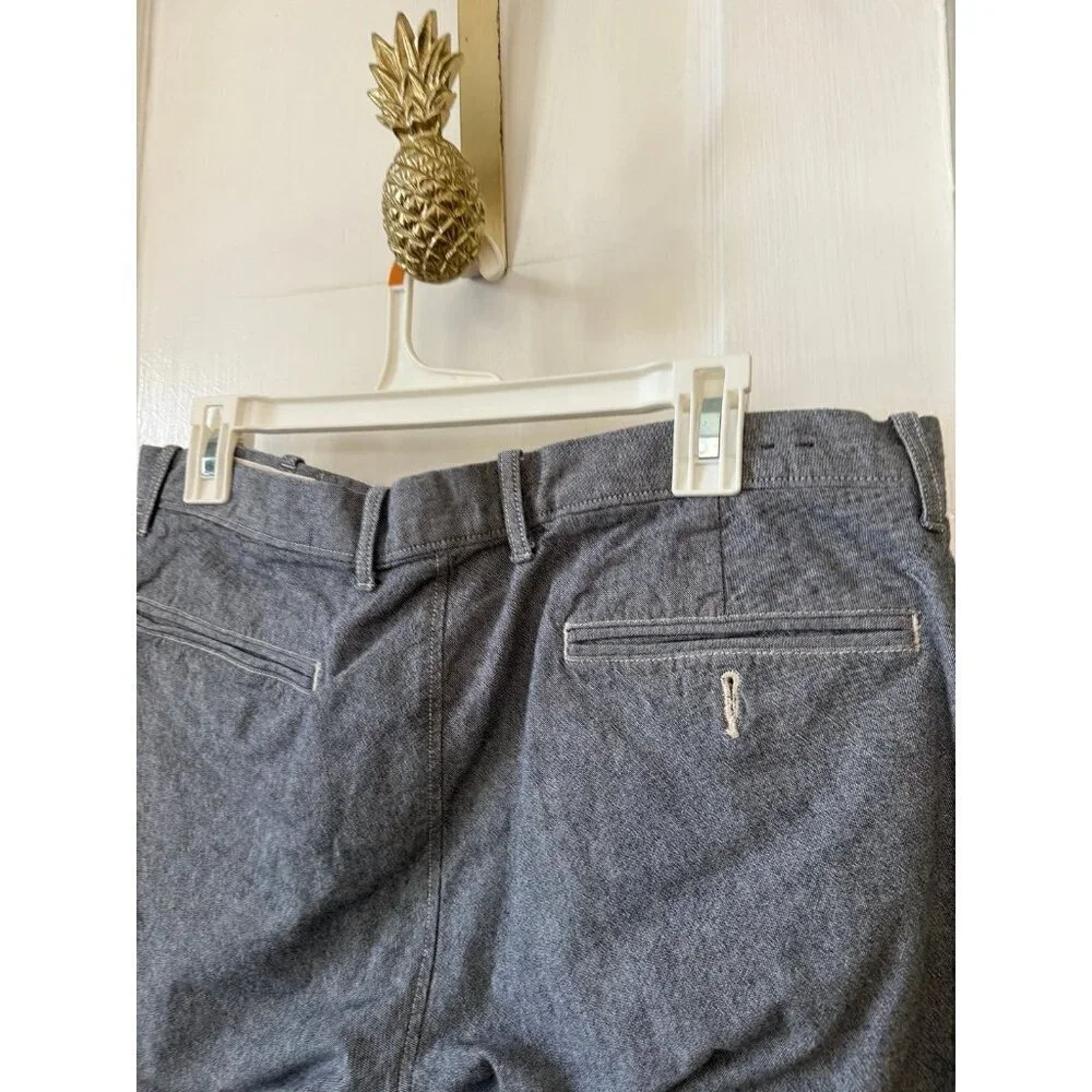J. Crew stretch men’s size 32X 30 pants.